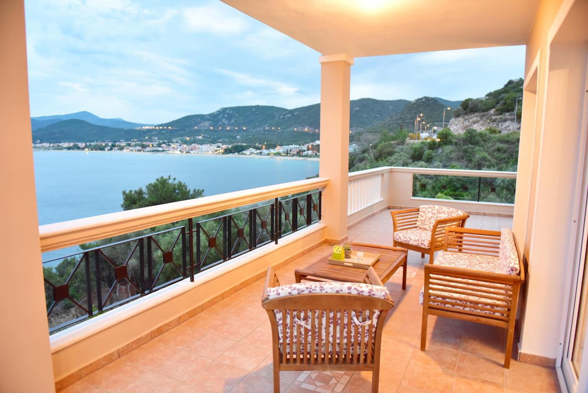 Palio Suites Palaiontsiflikion Exterior photo