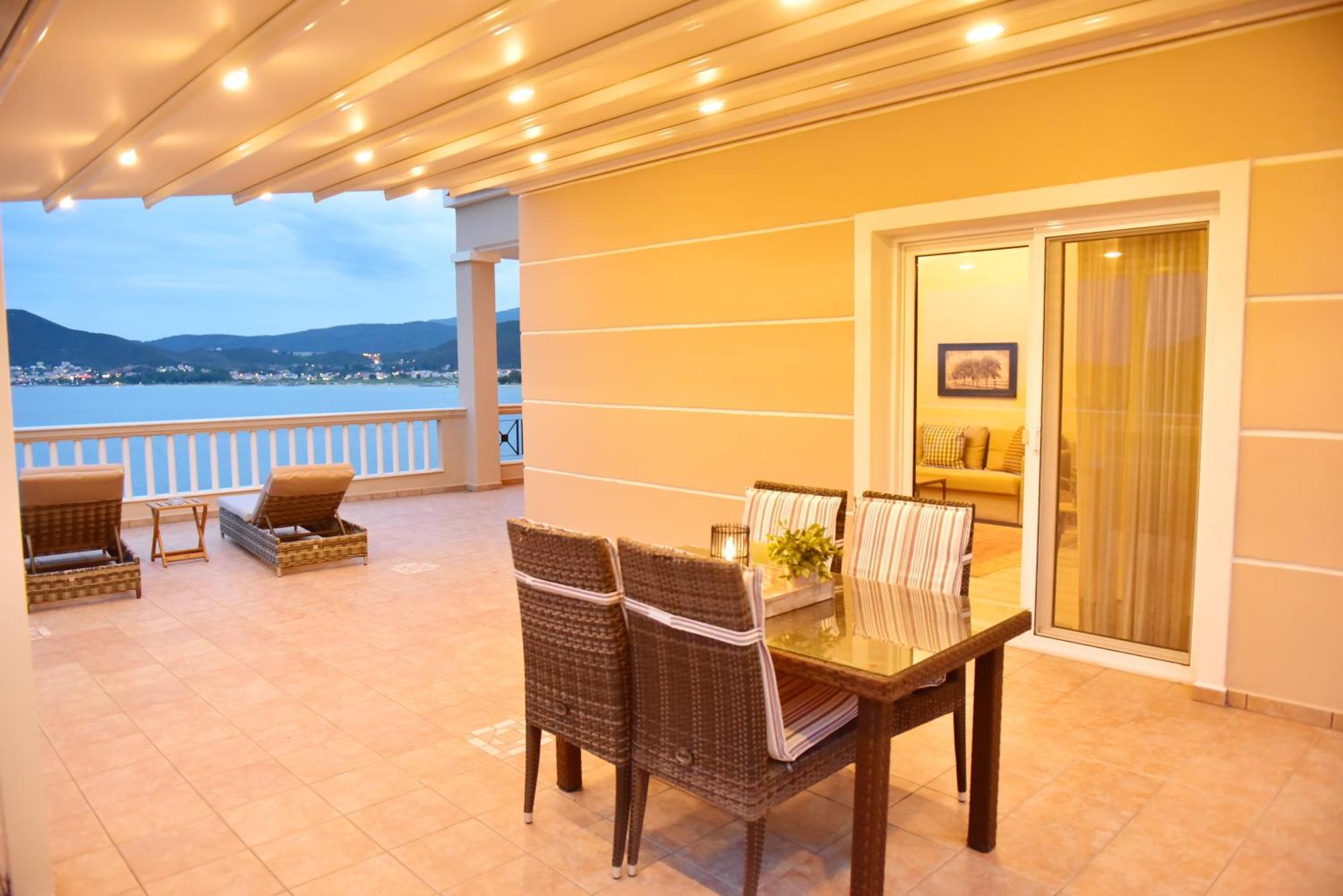 Palio Suites Palaiontsiflikion Exterior photo