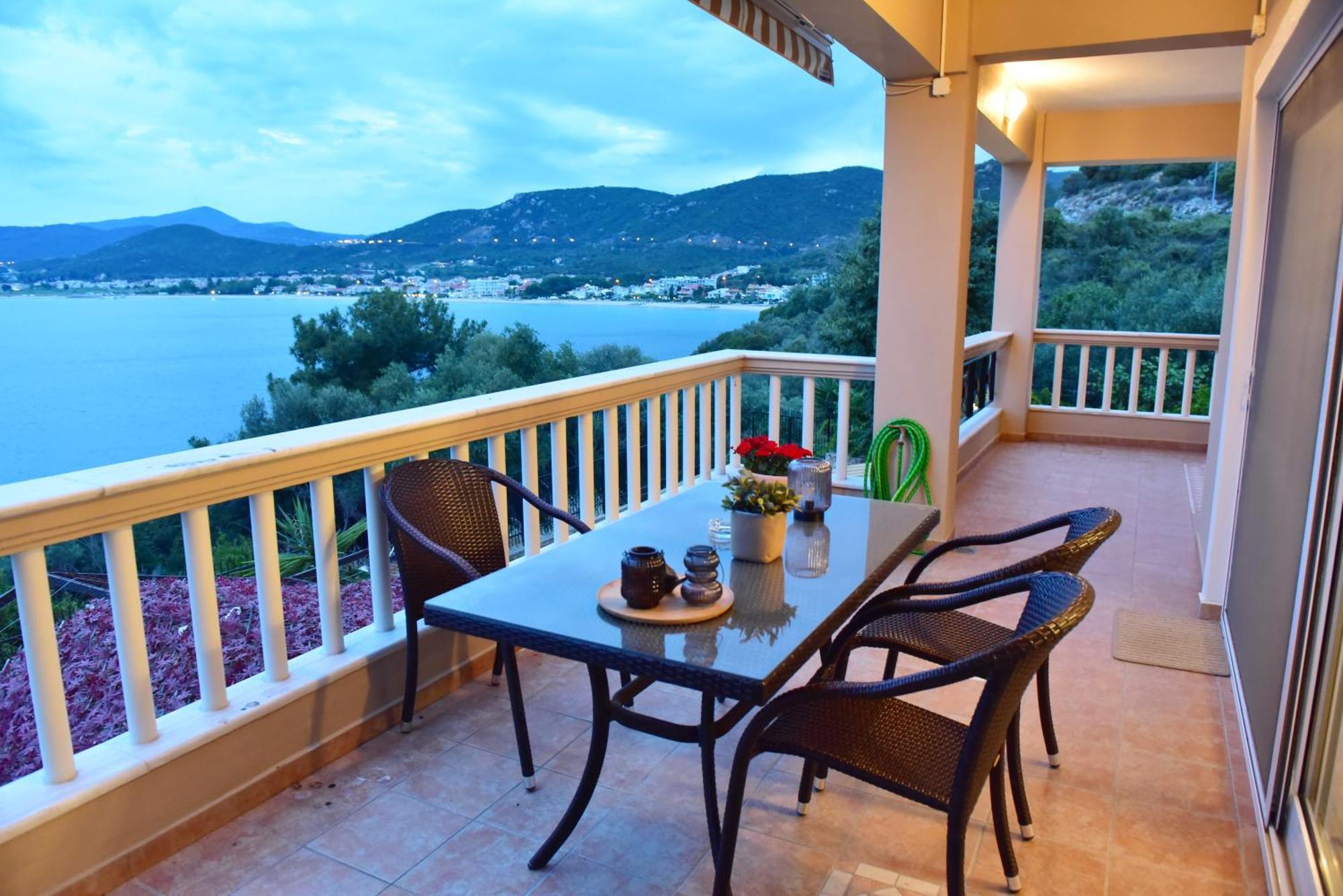 Palio Suites Palaiontsiflikion Exterior photo