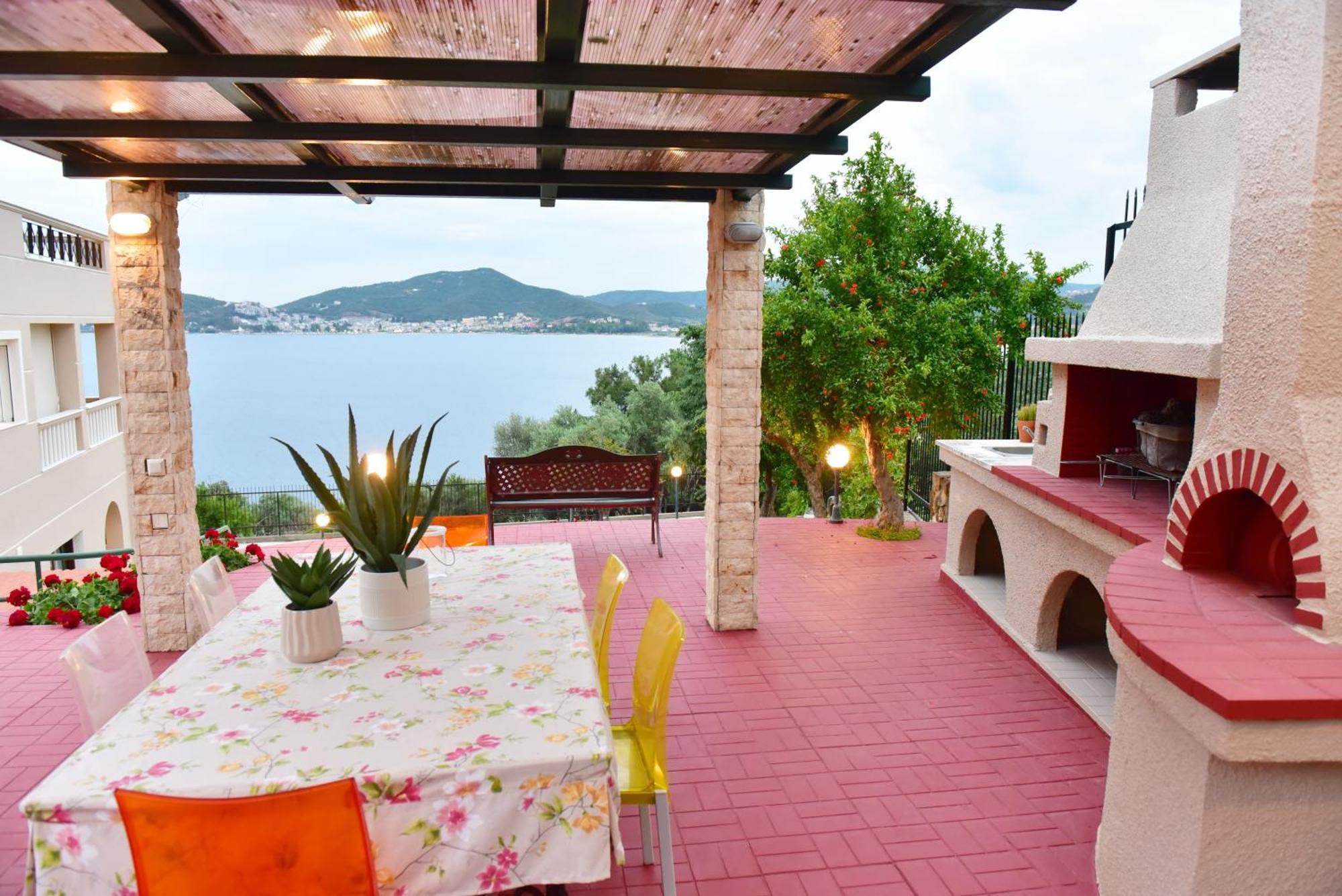 Palio Suites Palaiontsiflikion Exterior photo